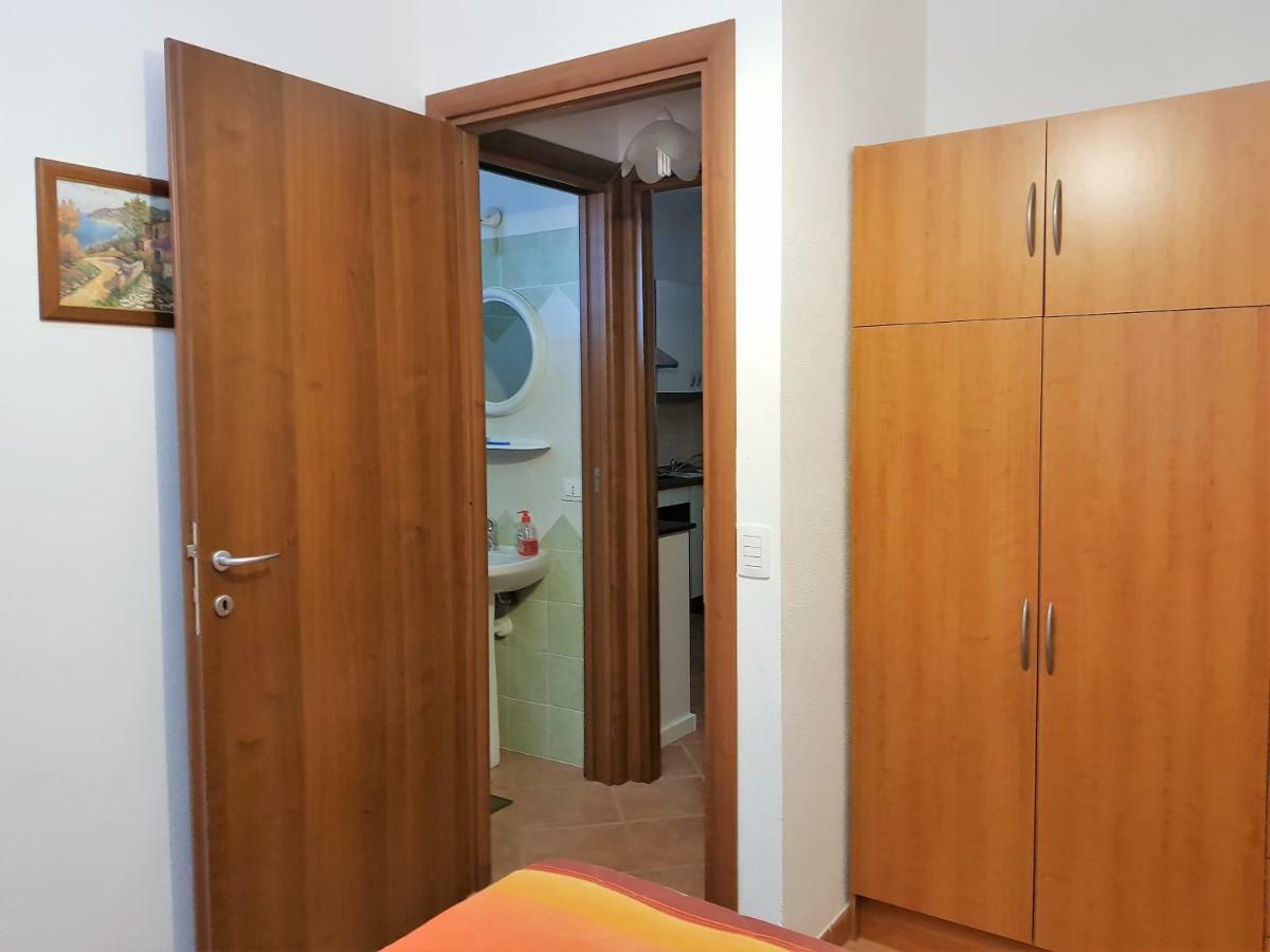 Apartament Borgo Lu Canali Da Gavino Badesi Zewnętrze zdjęcie